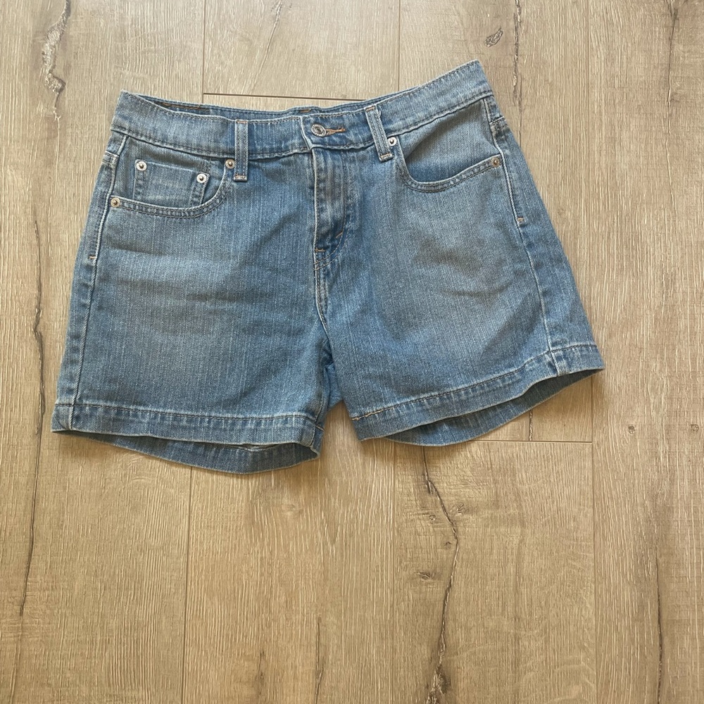 Vintage Levi’s 515 Shorts